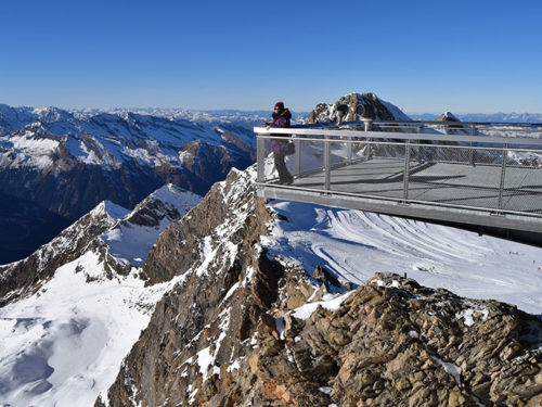 A idéia austríaca de “Cliff hanging” (falésia pendurada). Foto: Arnold Weisz ©
